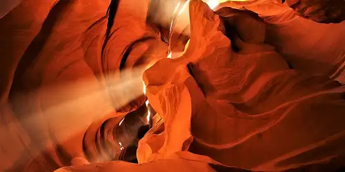 Upper Antelope Canyon Guided Tour with Shuttle Experience