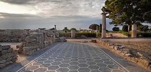 Empuries Private Tour and Boat Ride from Barcelona