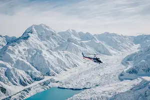 Mount Cook (Aoraki) & The Glaciers with Alpine landing Scenic Heli Flight