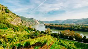 Wachau Valley Day Tour And Danube River Cruise